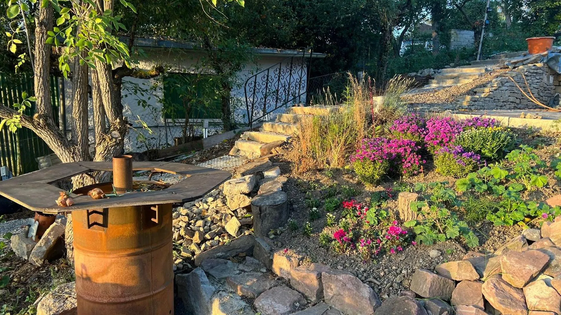 Henrys Cozy Tiny House - Ruhig, Garten, Terrasse Wurzburg Germany